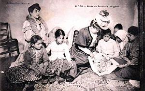 ALGER - ECOLE DE BRODERIE INDIGENE